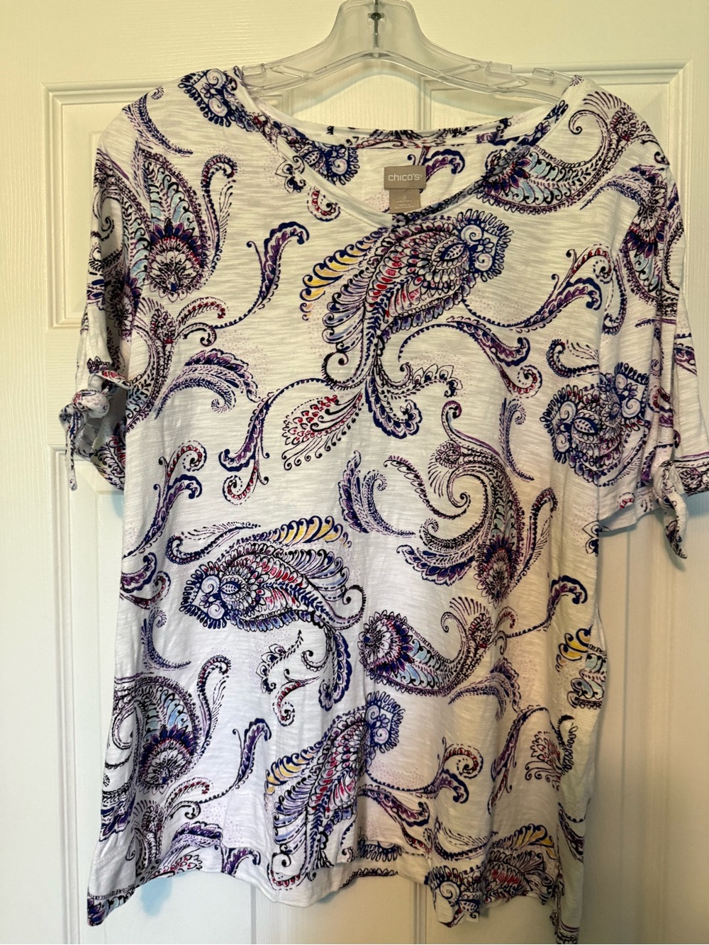 Chico's White Paisley-Print Short Sleeve Knit Tee with cold shoulder